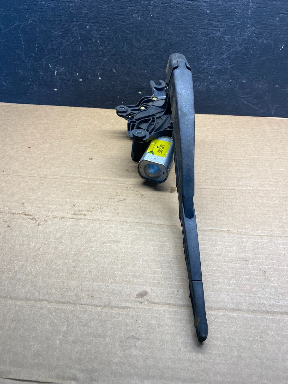 2010 2011 2012 Lincoln MKT Rear Wiper Motor af7502 DG2