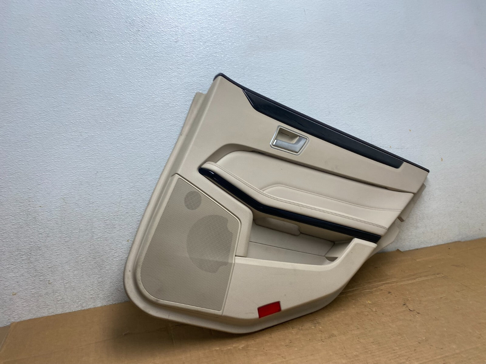 2014 to 2016 Mercedes-Benz E350 Rear Right Interior Door Panel Trim M6901 DG2