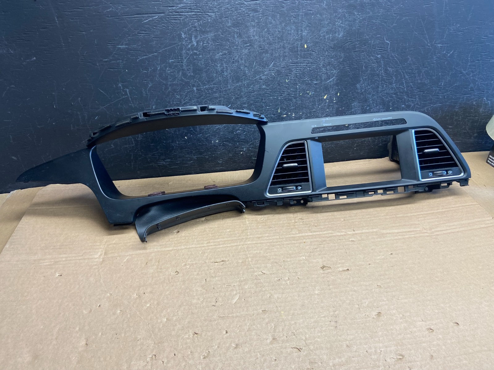 2015 to 2017 Hyundai Sonata Speedometer Cluster Bezel Trim W/ Air Vent AF2536 DG0