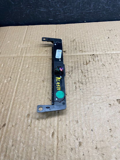 2013 - 2017 Buick Enclave Center Dash Hazard Waring Multi Switch AC9571 DG2