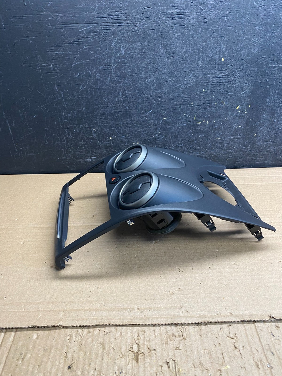 2011 2012 2013 Nissan Rogue Dash Upper Center Radio Bezel Trim AG0116 DG3