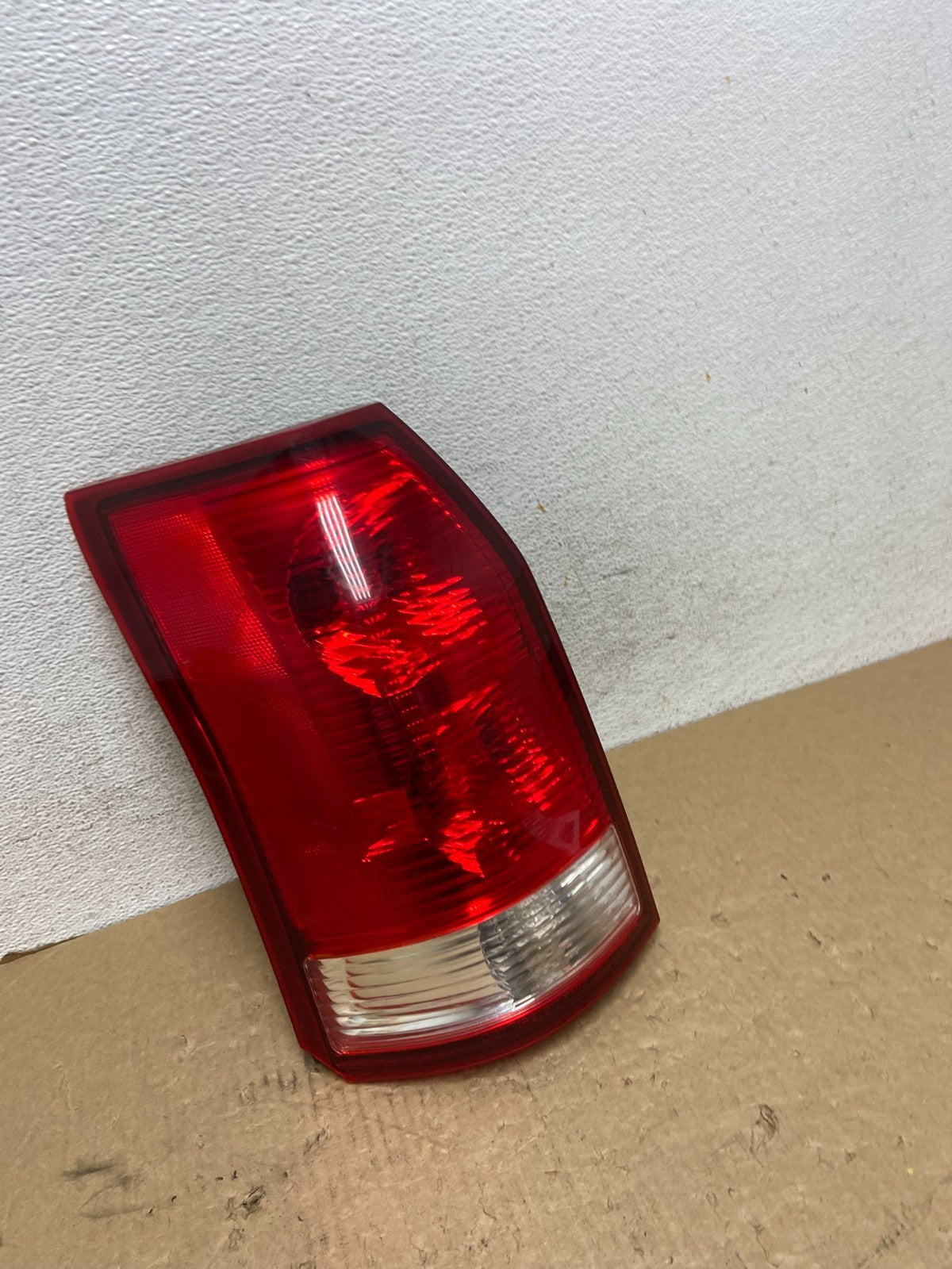 2004 2005 2006 2007 Saturn Vue Left Driver Lh Side Tail Light AF7978 GD2