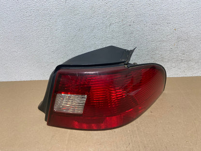 2000 - 2003 Mercury Sable Sedan Right Passenger Rh Side Tail Light AE4974 LK0