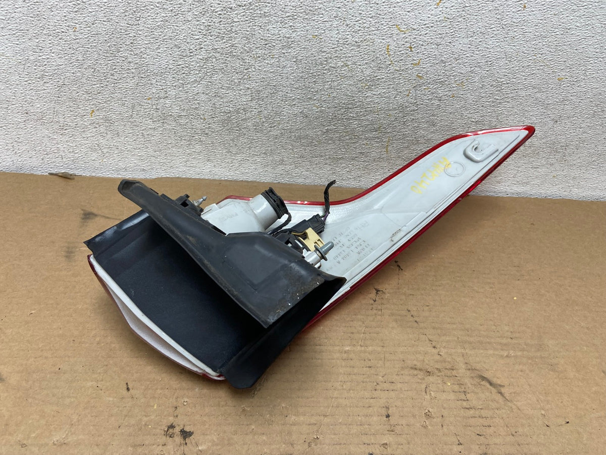 2013 to 2016 Ford Escape Right Passenger RH Side Tail Light AH4240 LK5