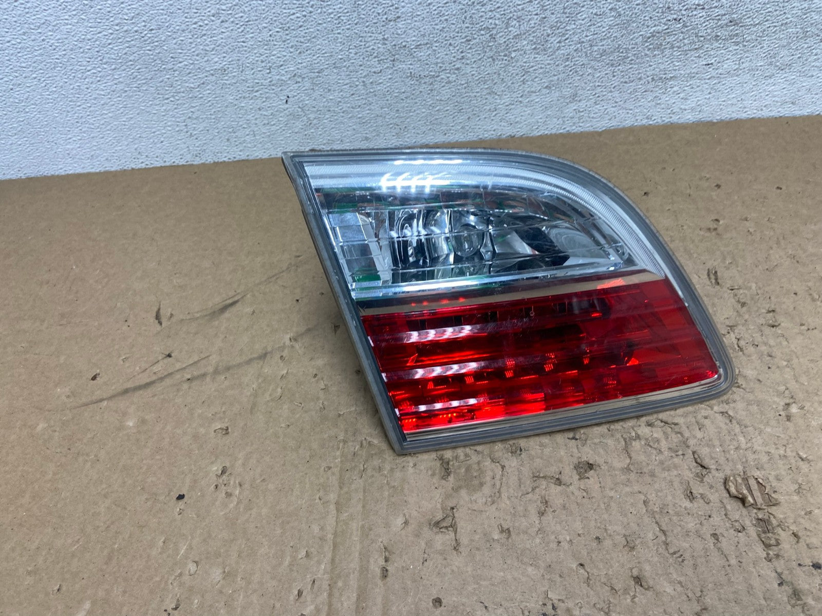 2010 2011 2012 Mazda CX-9 Tail Light Inner Left Driver LH Side AG1406 LK0