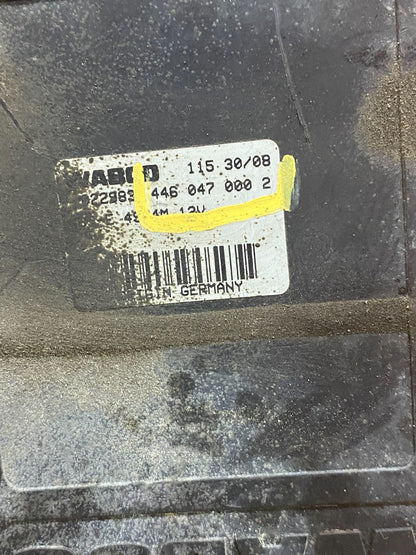 Wabco ABS Pump Hydraulic W/ Module P/N 4460470002 aa32336