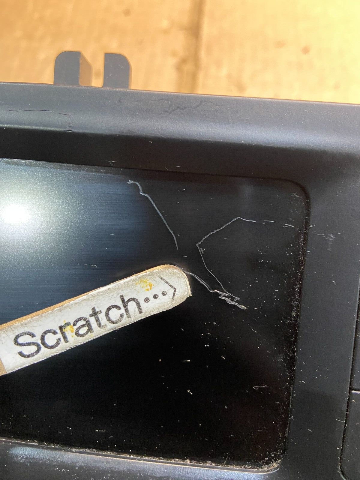 2015 to 2017 Chrysler 200 Radio Receiver Display Screen Player Y7486 DG1