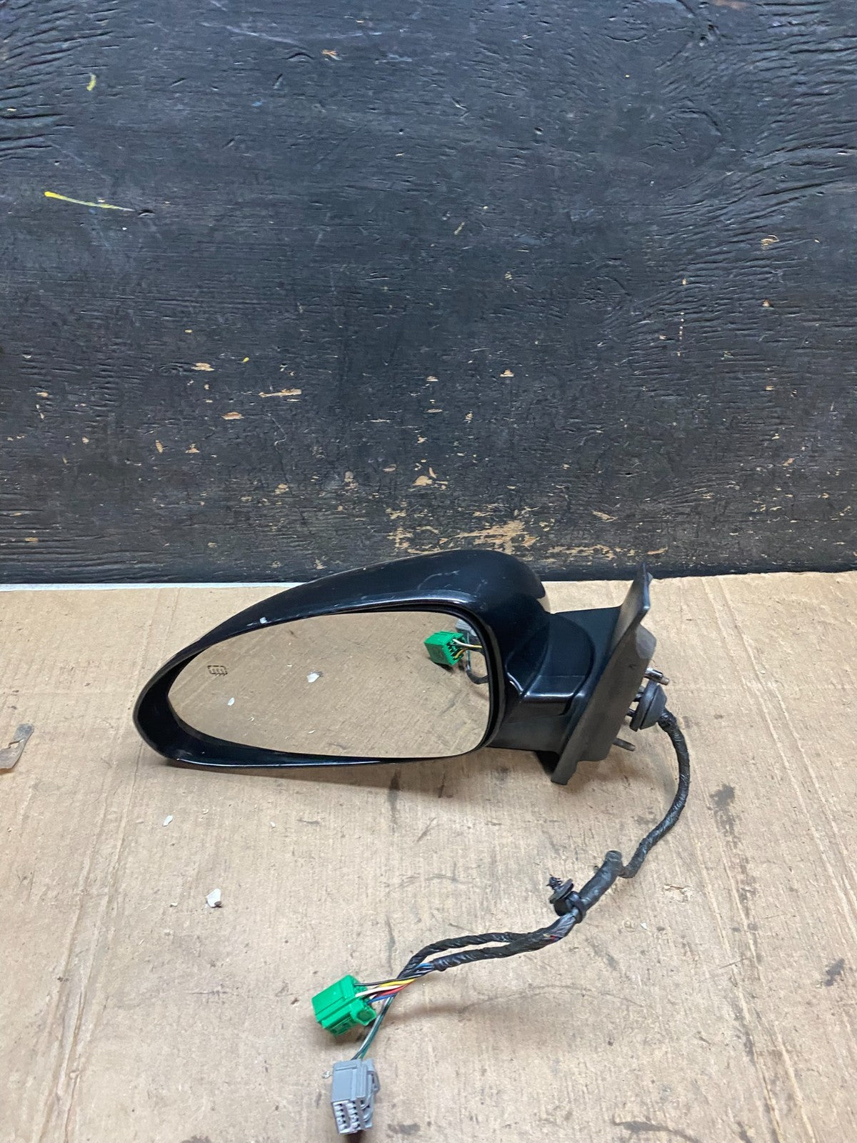 2008-2012 Buick Enclave Left Driver Heat Door Turn Sg Mirror TWO PLUGS t4185 DG9