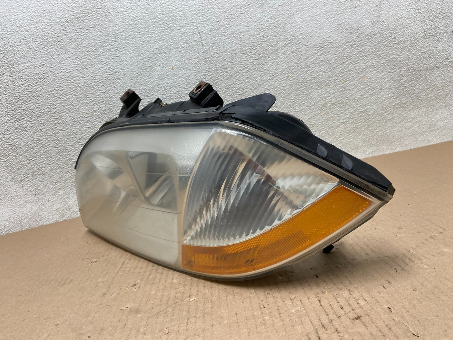2001 to 2003 Acura MDX Left Driver LH Halogen Headlight AB5945 DW1