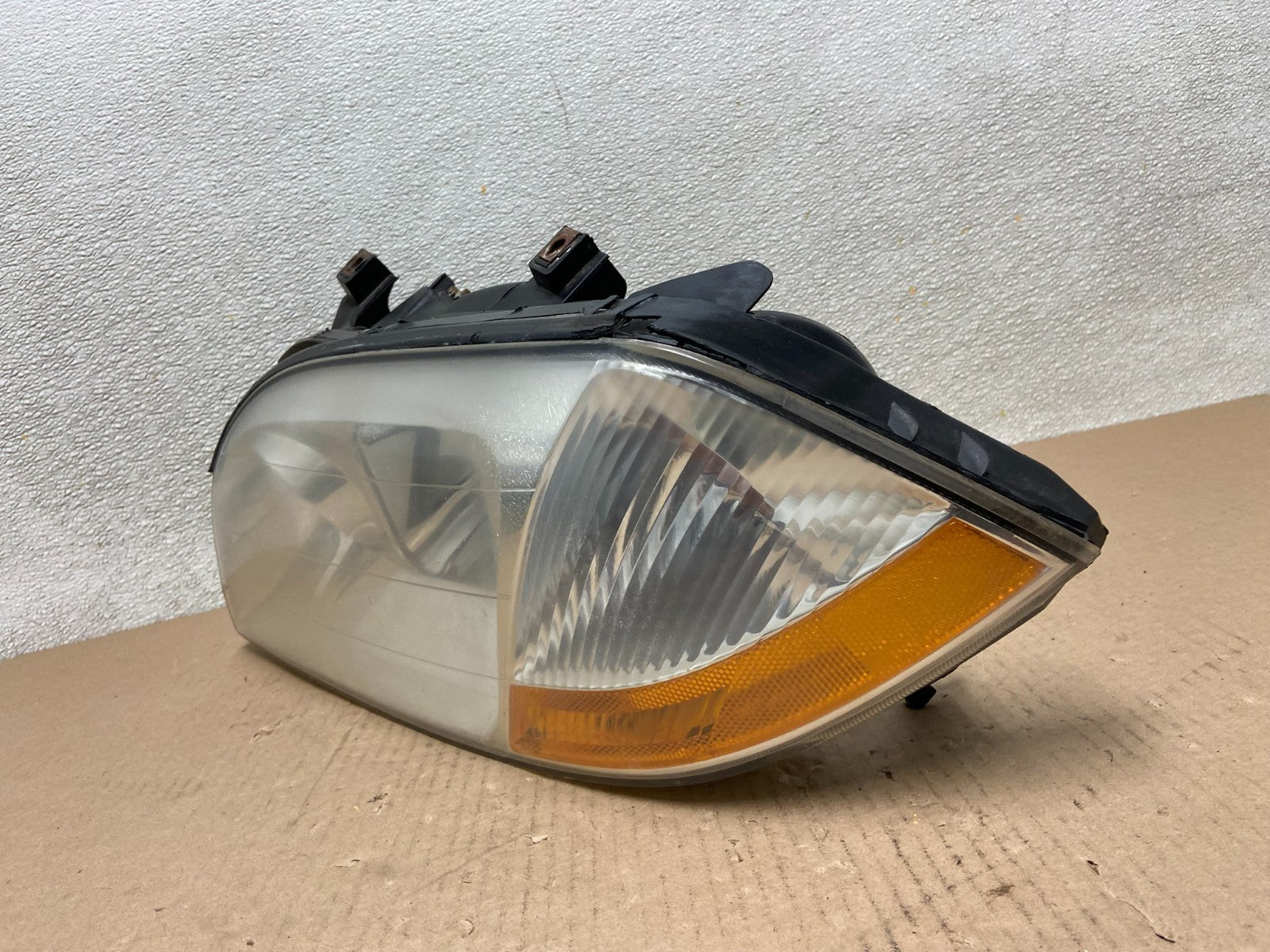 2001 to 2003 Acura MDX Left Driver LH Halogen Headlight AB5945 DW1