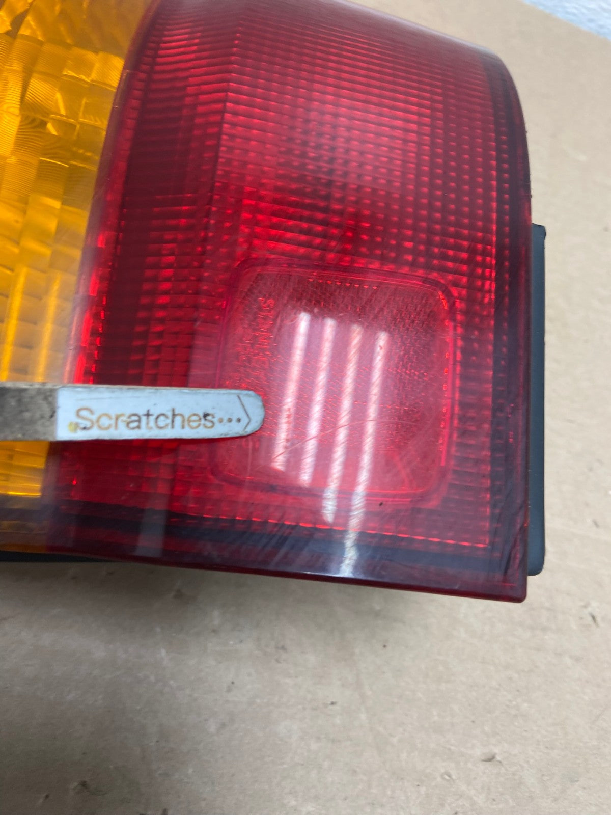 2002 2003 2004 Honda Odyssey Left Driver LH Side Tail Light AH9398 LK3