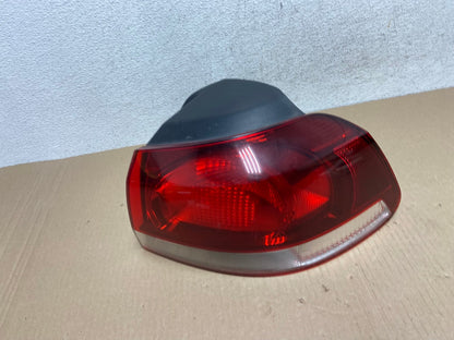 2010 to 2014 Volkswagen Golf & GTI Hatchback Right Side Tail Light AE9462 LK0
