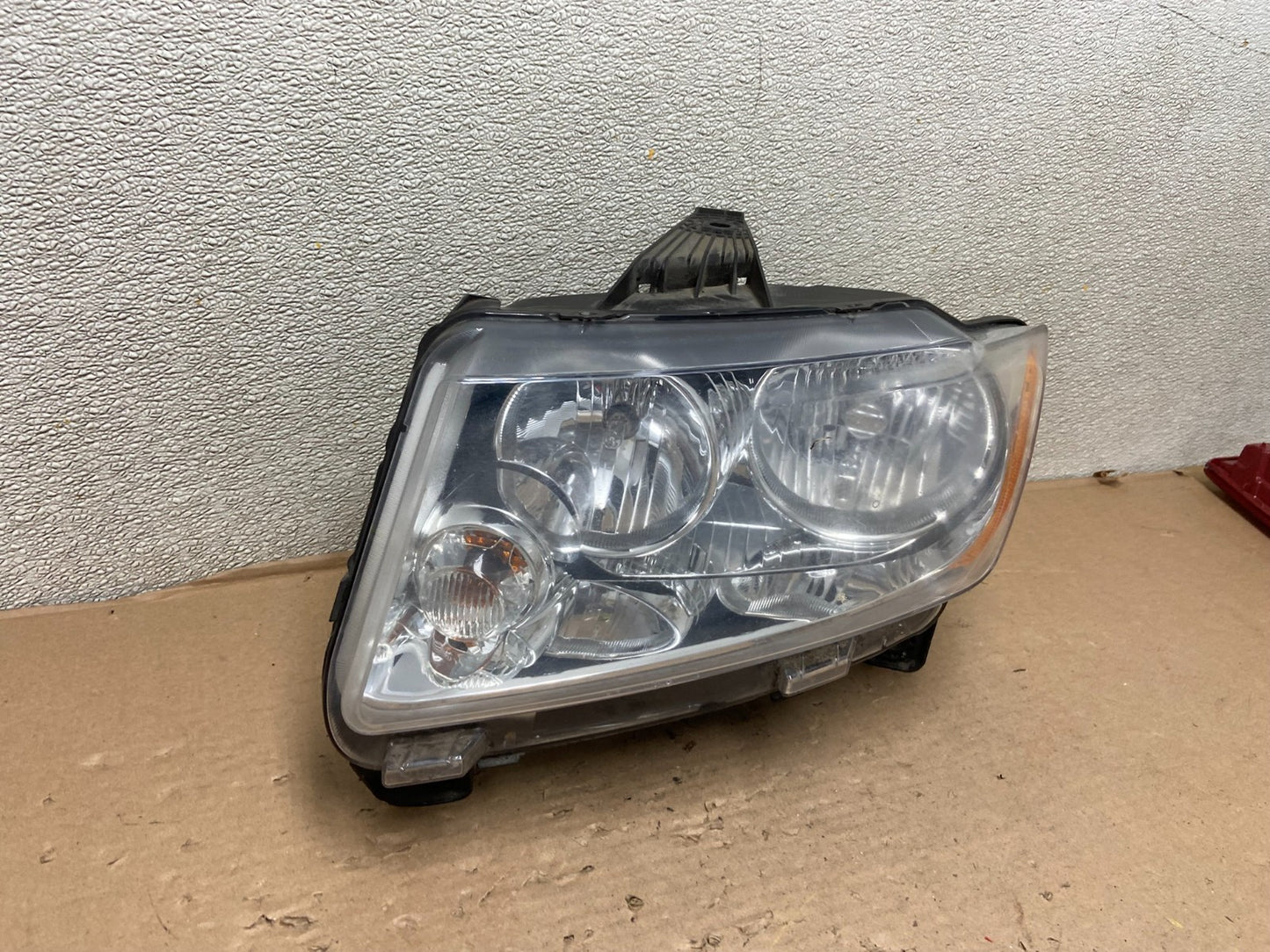 2011 to 2013 Jeep Grand Cherokee Halogen Left Driver Lh Headlight Oem AB0147 DW2