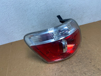 2007 to 2012 GMC Acadia Tail Light Left Driver Lh Side AE0505 LK2
