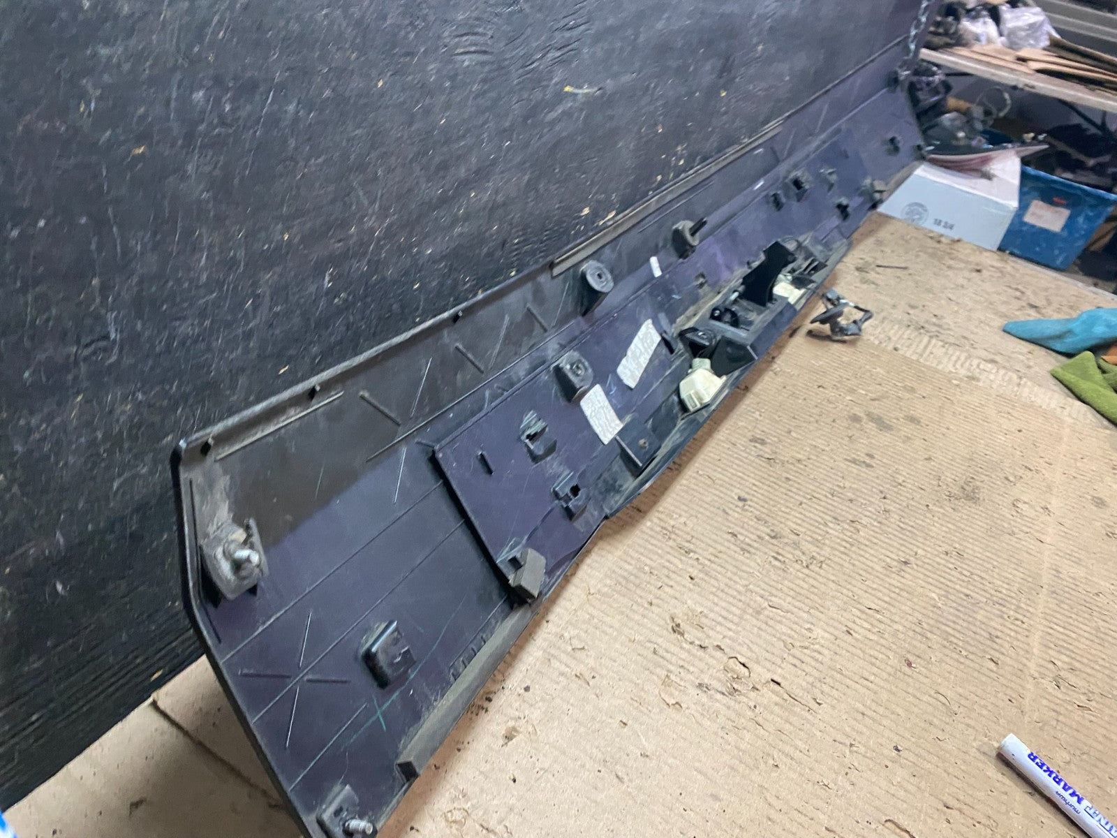2011-2018 Dodge Grand Caravan Rear Tail Gate Trim Molding Panel OEM W6078 DG11