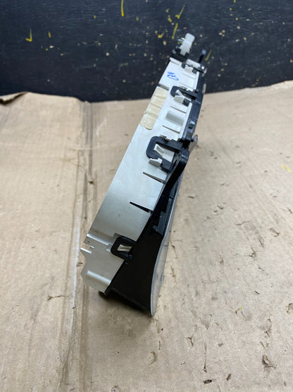 2010 Ford  Escape Speedometer Cluster Gauge Oem X5799 DG1