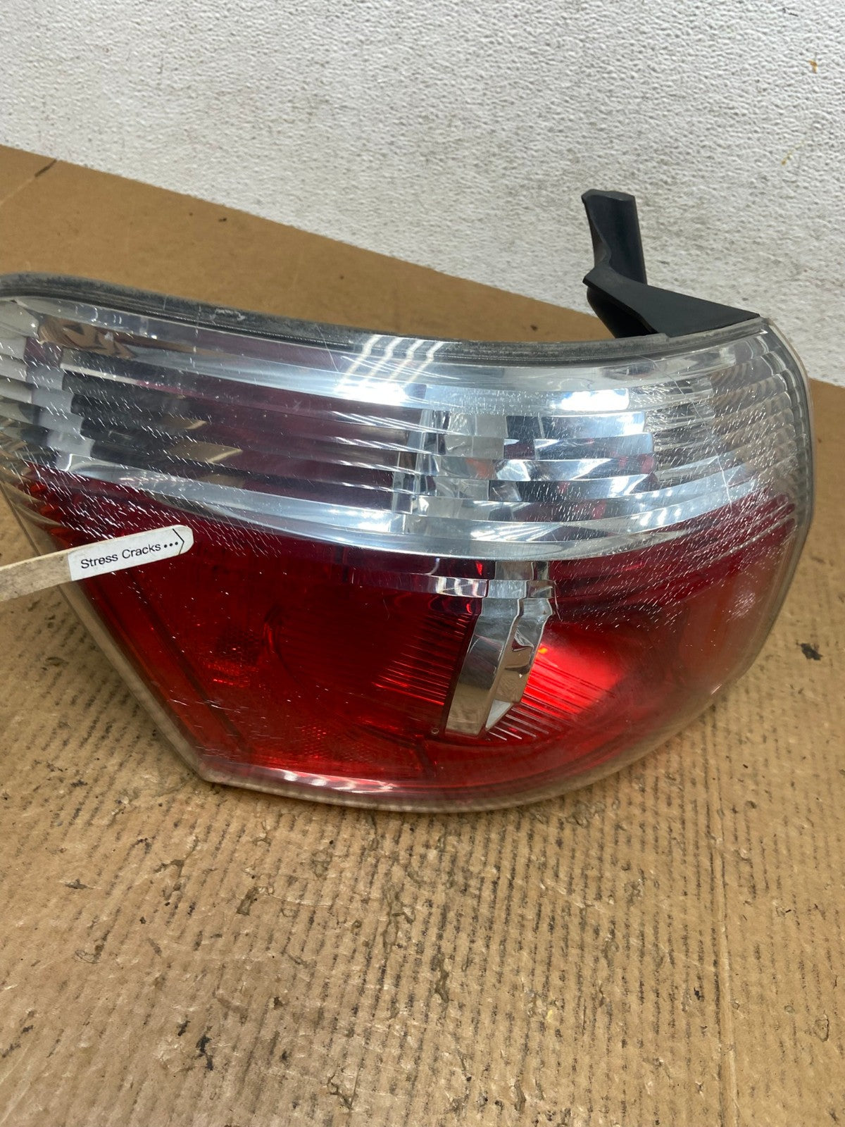 2007 to 2012 GMC Acadia Tail Light Left Side Driver Lh AE2858 LK4