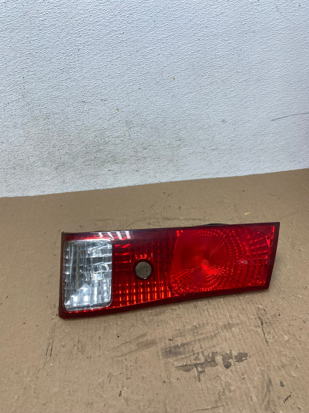 2000-2001 Toyota Camry Tail Light Right Passenger Rh Side Inner AD7827 LK0