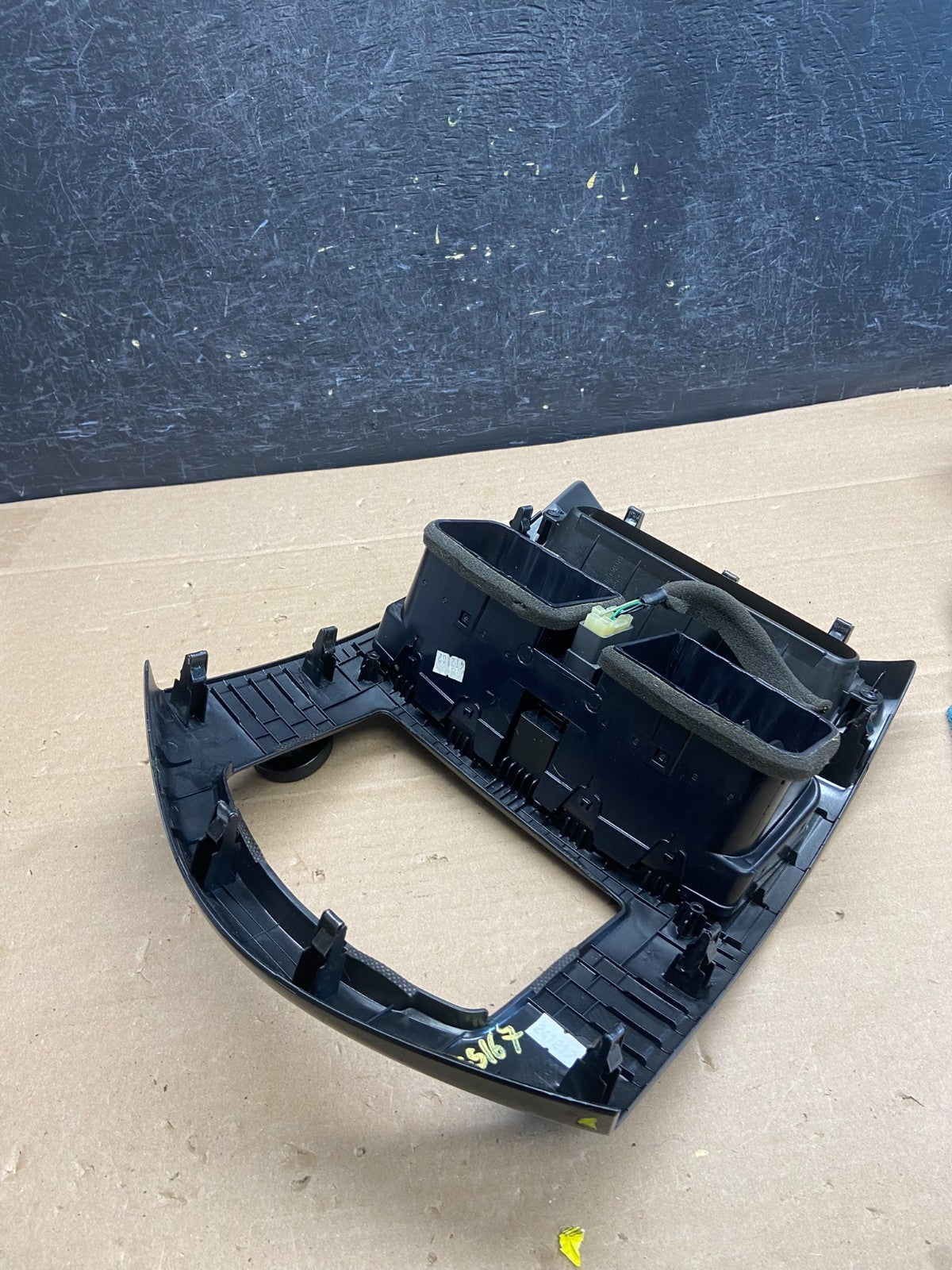 2011 to 2015 Chevrolet Spark Center Air Vent Hazard Switch AH3982 DG5