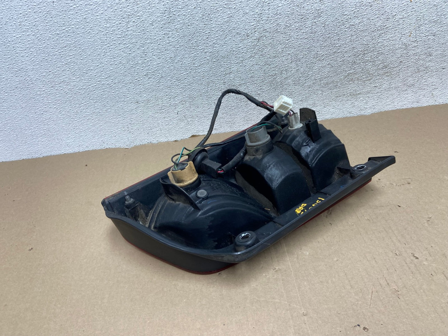 2005 to 2012 Nissan Pathfinder Tail light Left Driver Lh Side AG6827 LK5