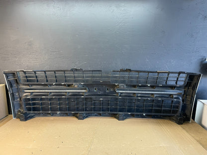 2007 to 2013 Chevrolet Silverado 1500 Front Chrome Grille Grill AC9769 DG3
