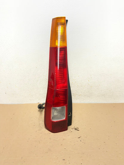 2002 2003 2004 Honda Crv Cr-v Left Driver Lh Tail Light AI1061 LK0
