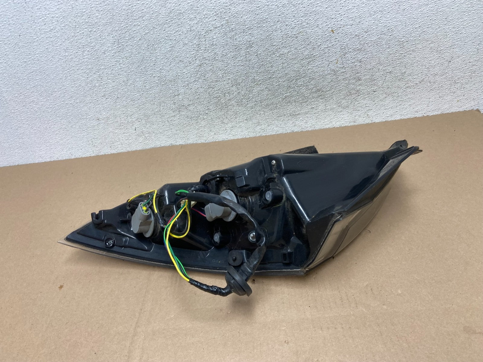 2006 2007 2008 Mitsubishi Eclipse Left Driver LH Tail Light DEPO AG6601 DW4