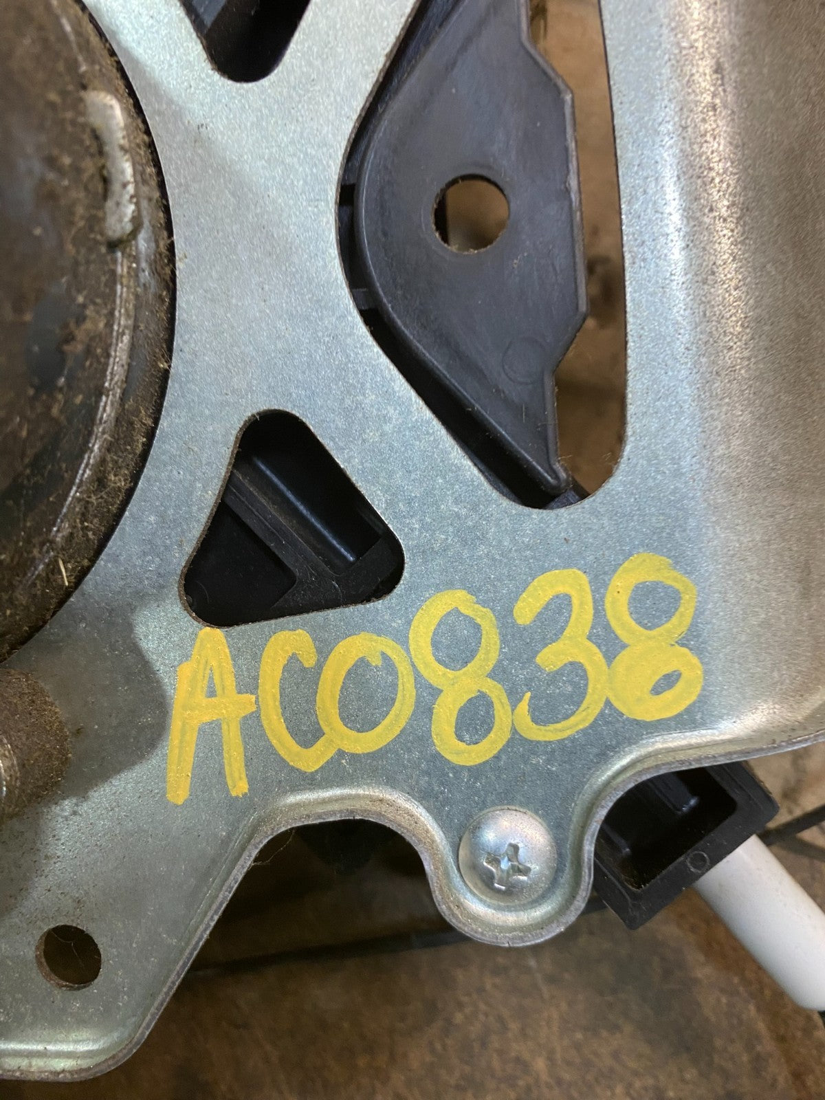 2005 - 2010 Honda Odyssey Rear Right Sliding Door Lock Actuator Motor AC0838 DG6