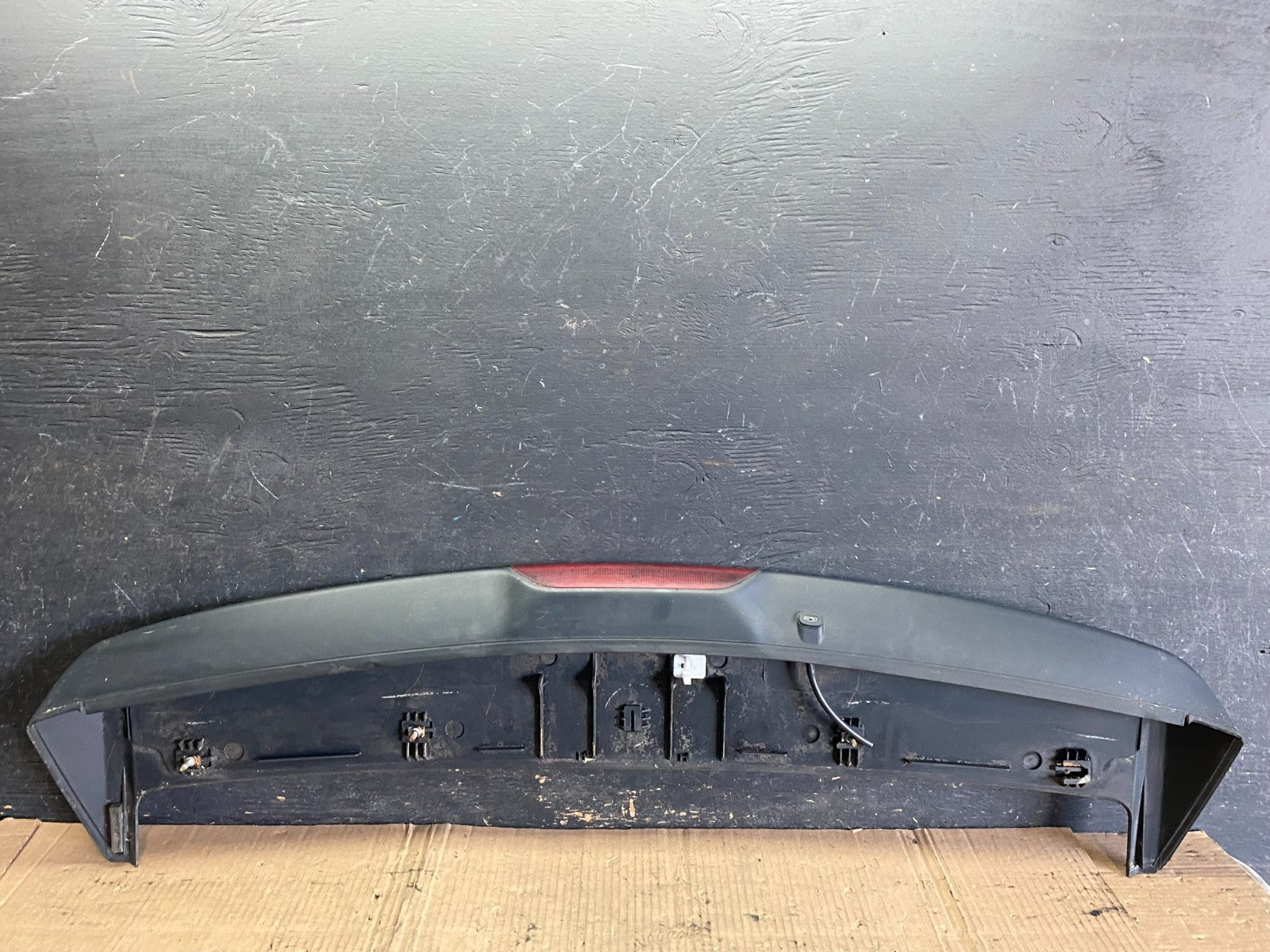 2007 to 2012 Dodge Caliber Rear Trunk Spoiler P8684 DG6