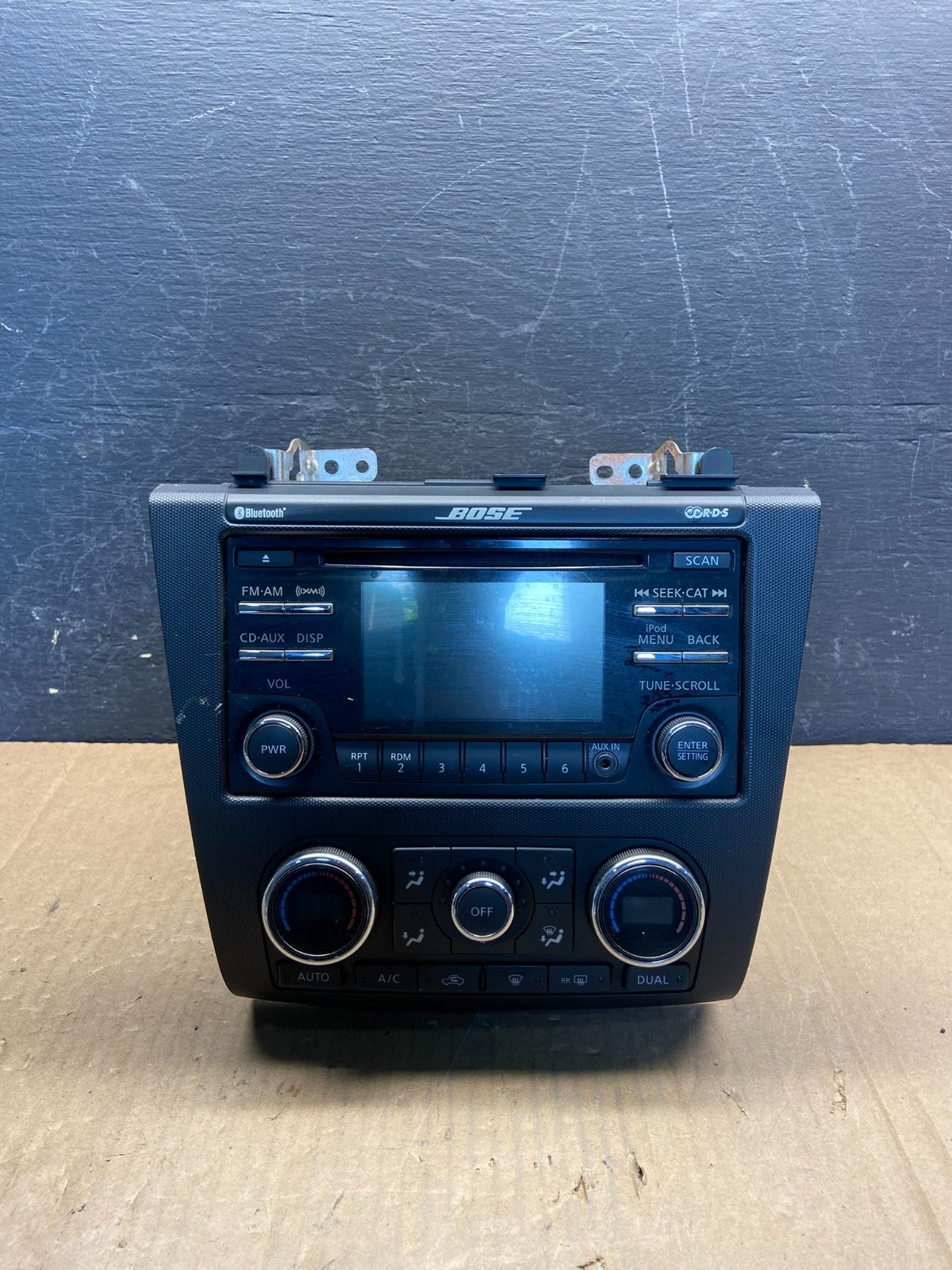 2010 to 2012 Nissan Altima Radio Cd Mp3 Player AUX Climate Control AG1532 DW0