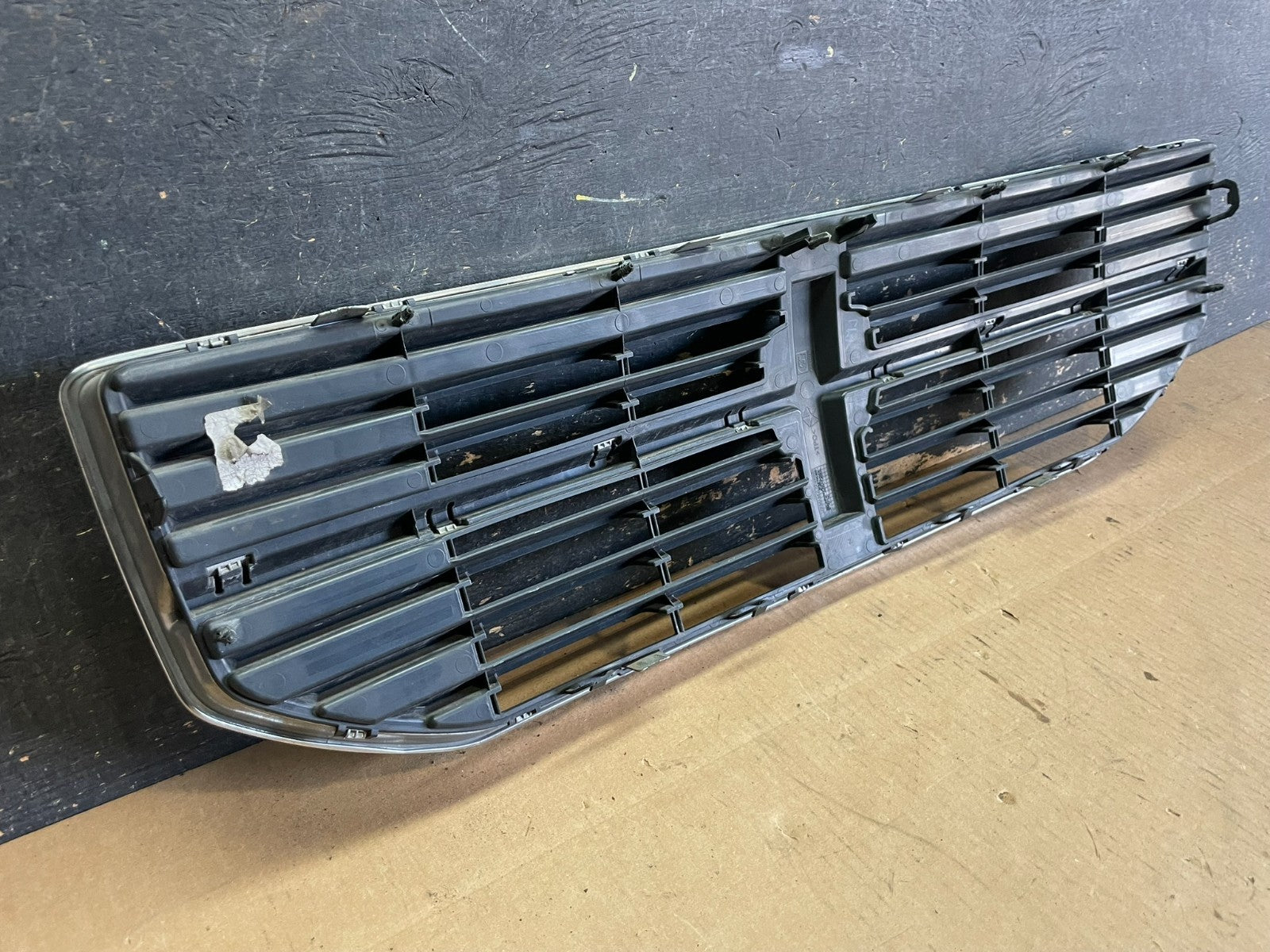 2007 2008 2009 2010 Dodge Caliber Upper Front Chrome Grill Grille AA2272 DG5