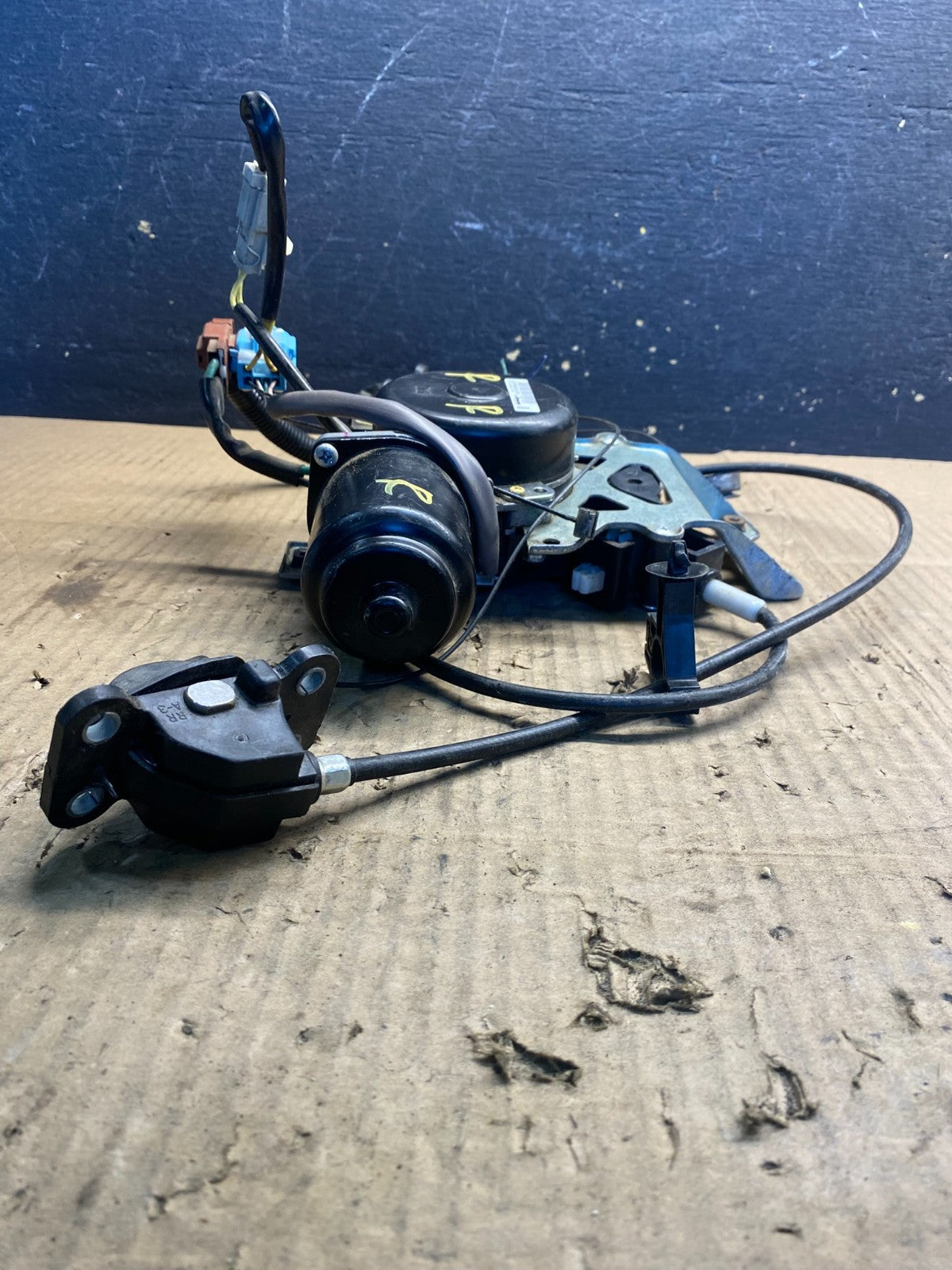 2005 - 2010 Honda Odyssey Rear Right Sliding Door Lock Actuator Motor aa7495 DG5