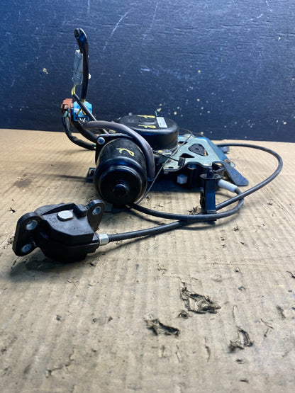 2005 - 2010 Honda Odyssey Rear Right Sliding Door Lock Actuator Motor aa7495 DG5