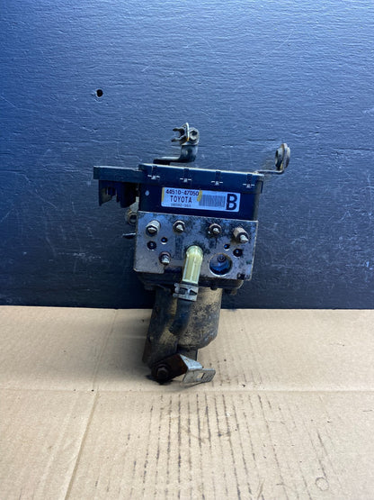 2004 - 2009 Toyota Prius ABS Brake Pump Anti Lock Module AD1785 DG1