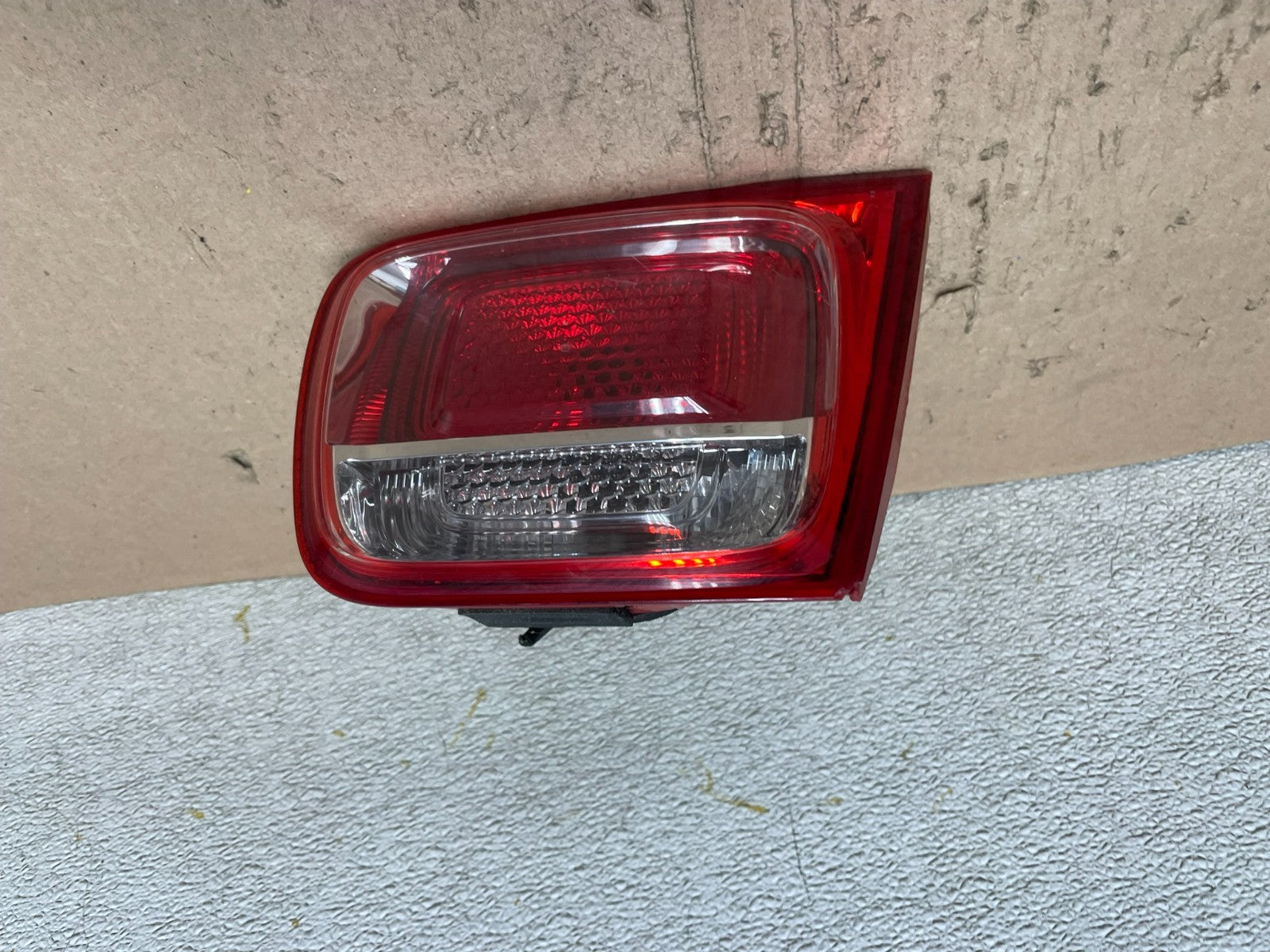 2013-2016 Chevrolet Malibu Right Passenger Rh Inner Tail Light Oem Q4730 DW0