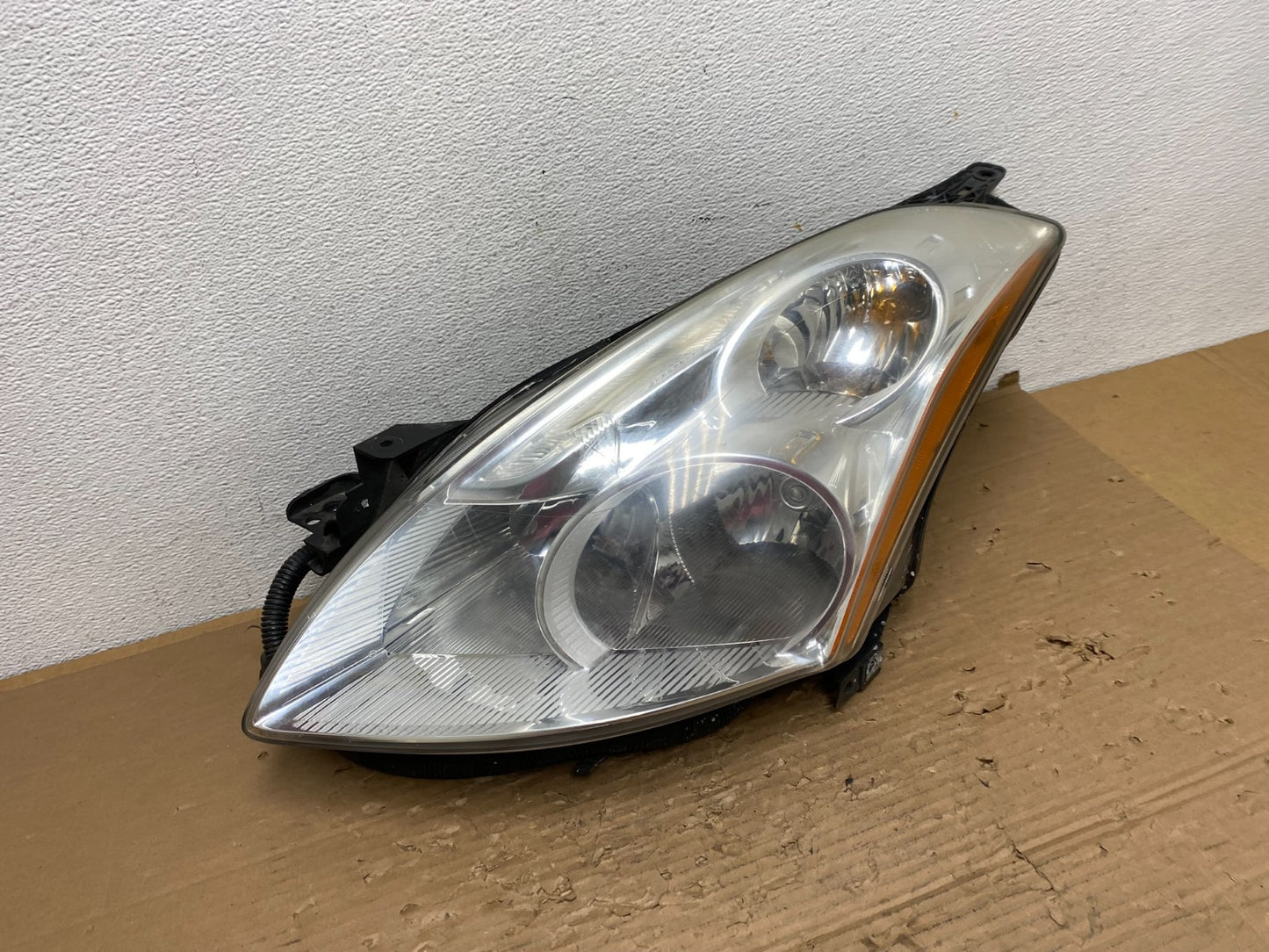 Sedan 2010 2011 2012 Nissan Altima Left Driver Side Headlight AD4355 DW2