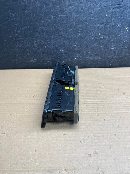 2009 to 2012 Audi Q5 Center Dashboard Air Vent ag0126 DG2