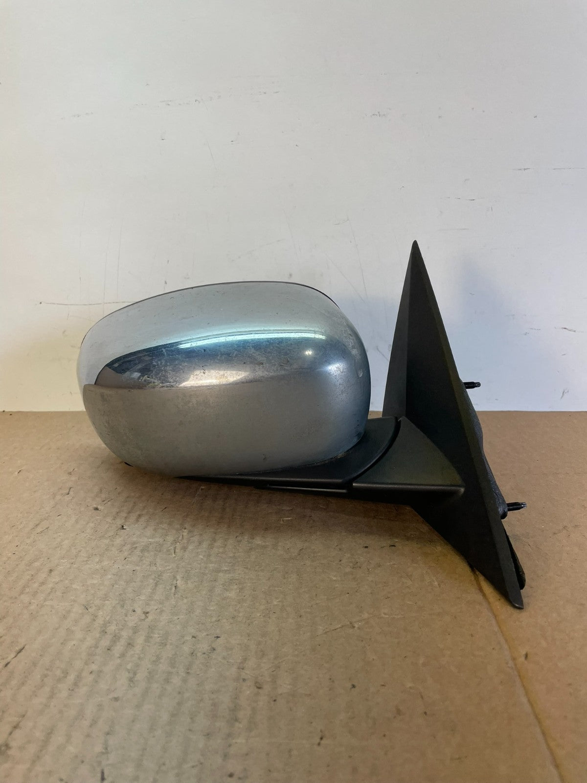 2005 to 2010 Chrysler 300 Right Passenger RH View Door Mirror AH6250 DW0