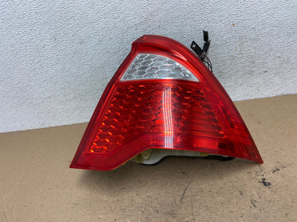 2010 2011 2012 Ford Fusion Right Passenger Side Tail Light AF5127 LK0