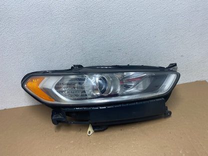 2013 to 2016 Ford Fusion Right Passenger Rh Side Headlight AD7884 DW0