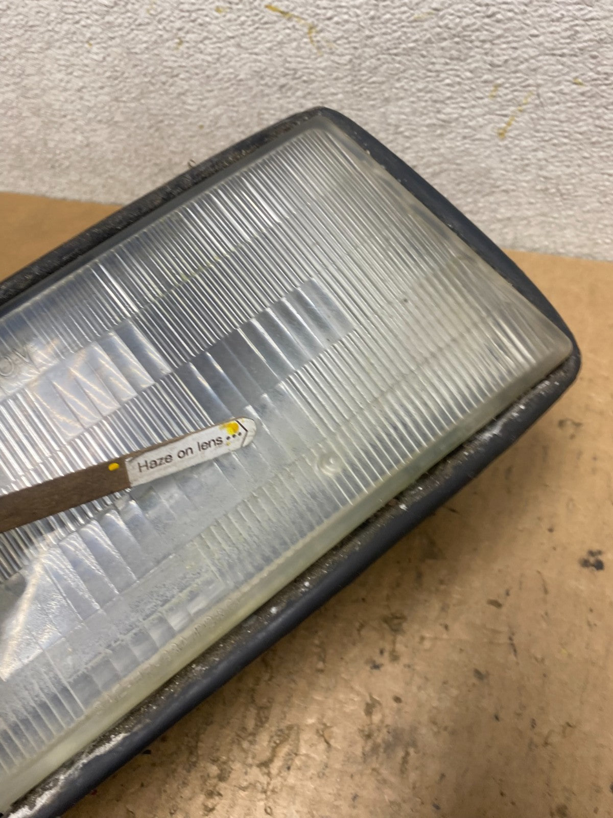 1989 to 1995 Dodge Spirit Right Passenger Halogen Headlight q8003 DG5