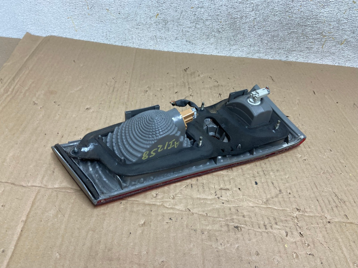 2000-2001 Toyota Camry Tail Light Right Passenger Rh Side Inner AI1258 LK5