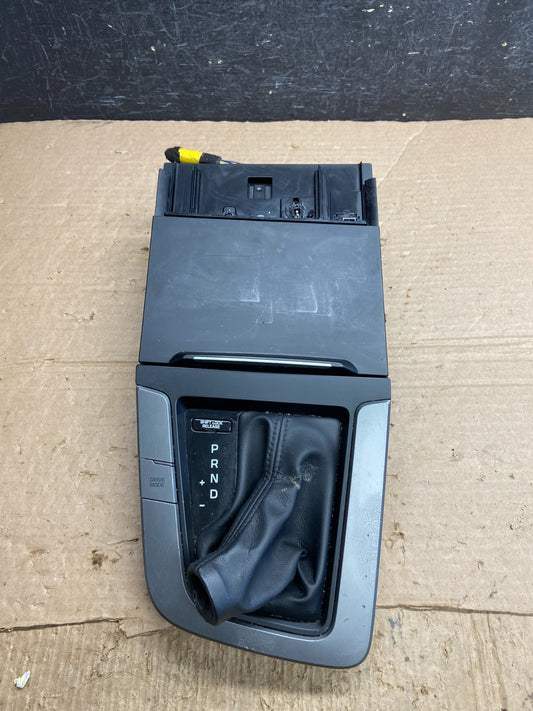 2017 - 2018 Hyundai Elantra Shifter Bezel Center Console Storage AF2260 DG0
