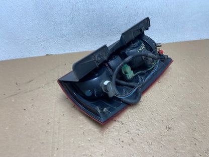 2008-2014 Chevrolet Tahoe Suburban Right Passenger Rh Tail Light AG1401 LK5