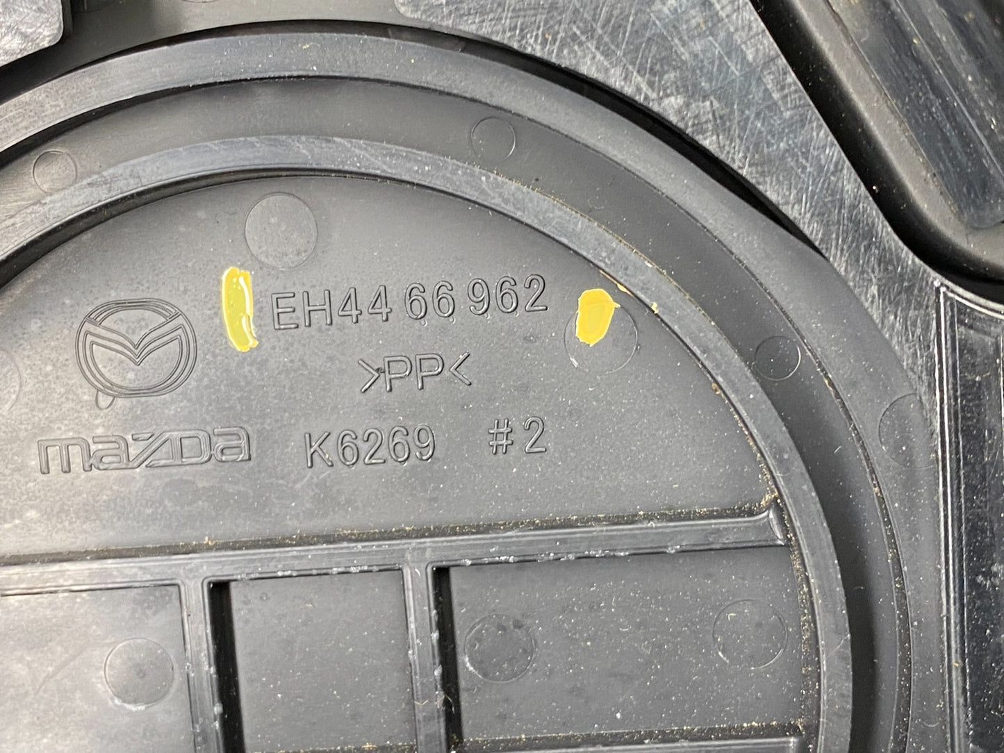 2010 2011 2012 Mazda CX-7 Center Dash Radio Bezel Trim OEM aa4580 DG6