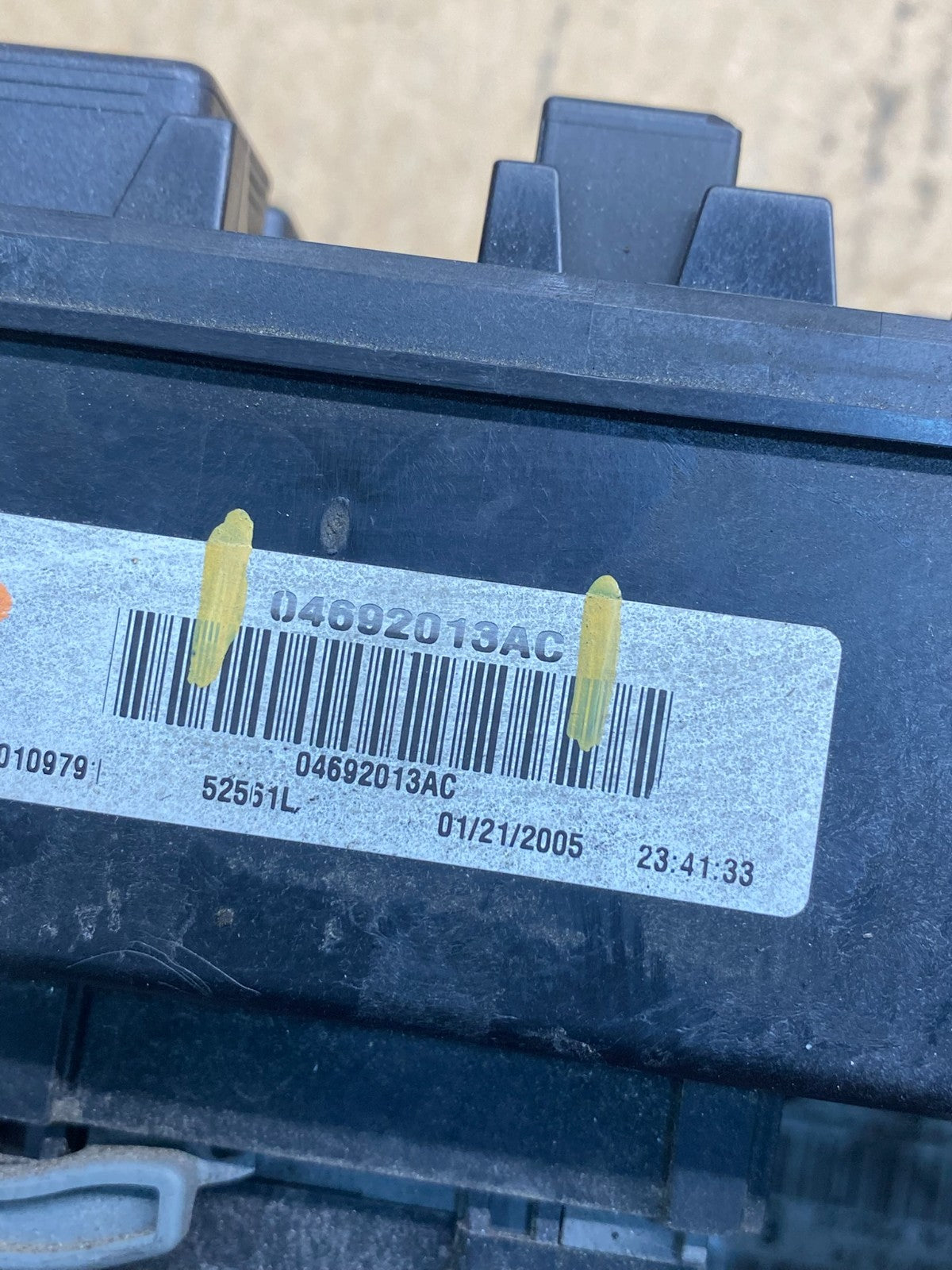 2005 2006 Dodge Durango Fusebox Fuse Box Relay Body BCM Module AH5023 DG4