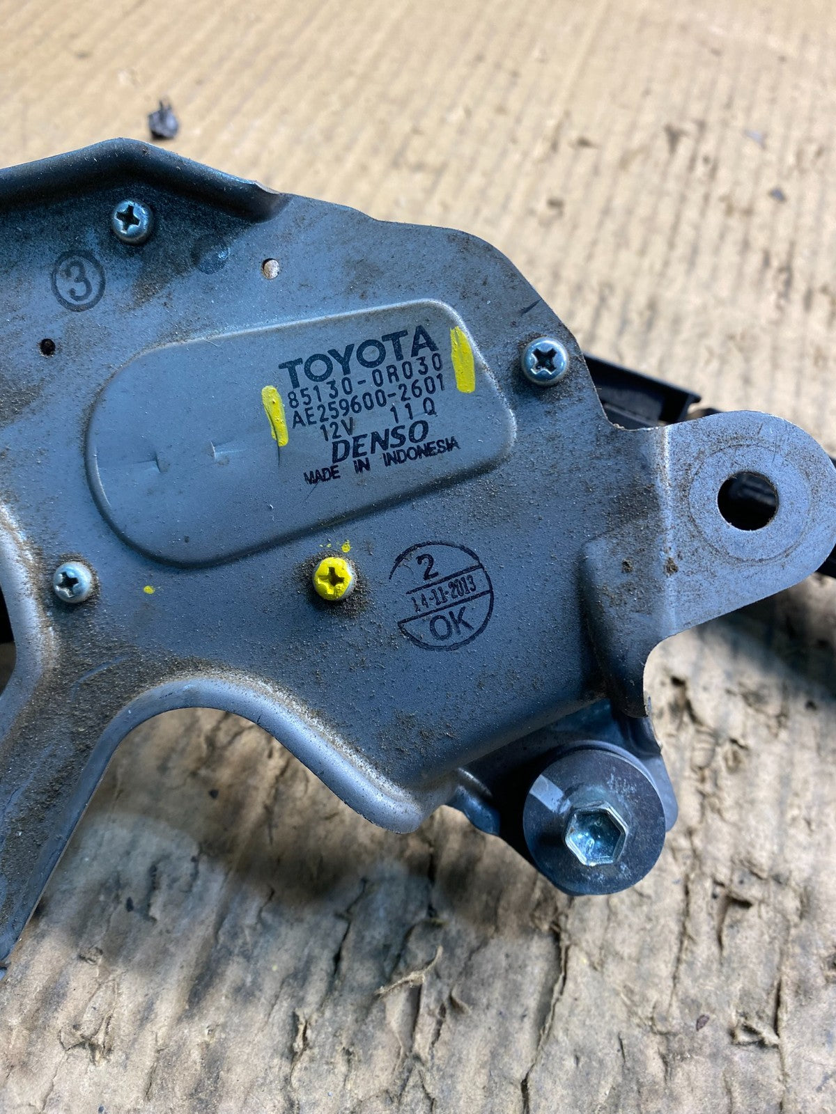 2006 to 2012 Toyota Rav4 Rear Wiper Windshield Motor OEM Y1427 DG6