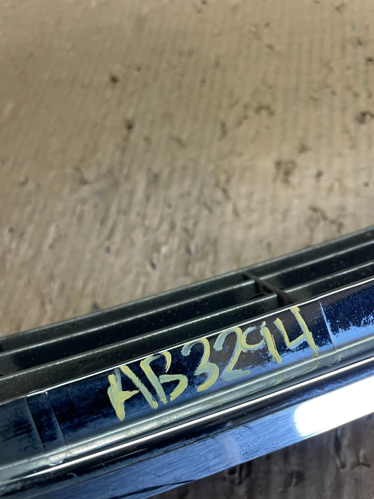 1997 to 1999 Lexus ES300 Front Grill Grille AB32947