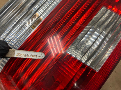 2001- 2003 BMW 5 Series E39 530i Left Driver LH Tail Light AH4016 DW3