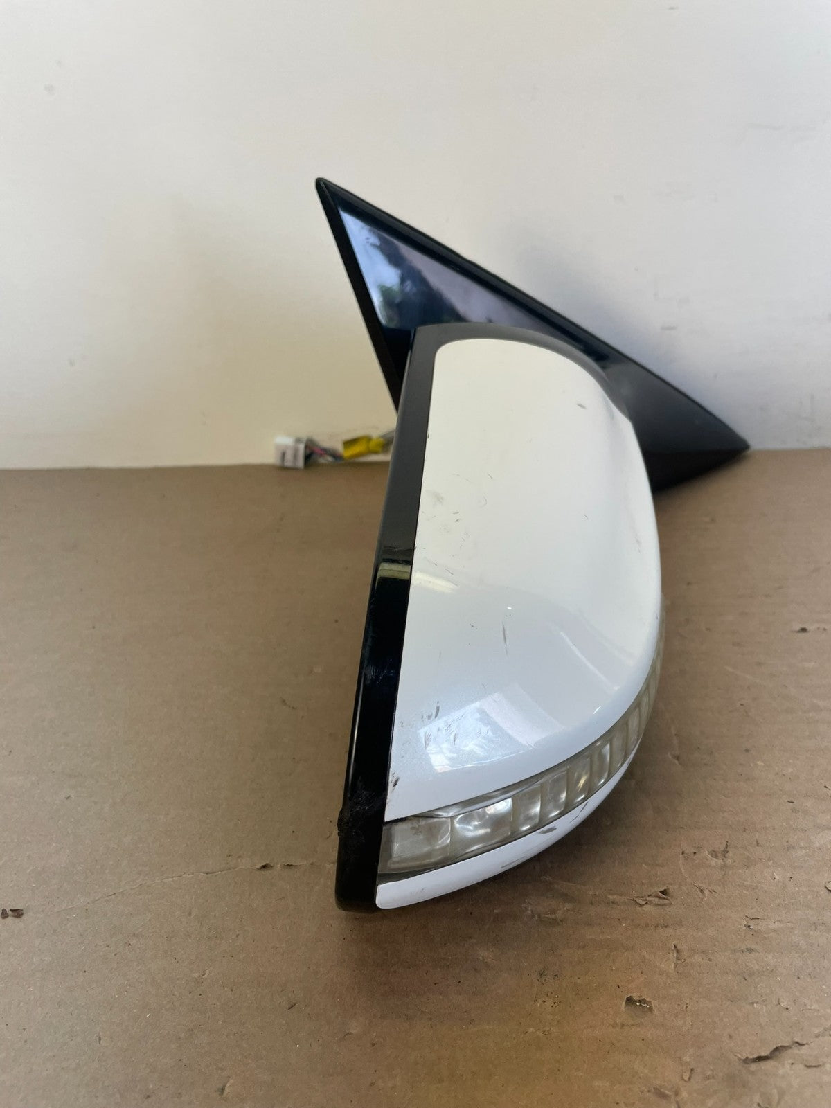 2009-2014 Nissan Maxima Right Passenger View Turn Signal Door Mirror AF5618 DG10